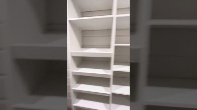 Закончили монтаж гардеробной комнаты в частном доме . смотреть онлайн