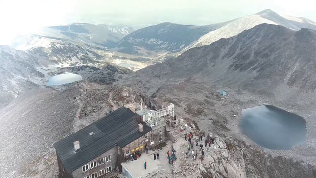 Bulgaria, peak Musala with a dron смотреть онлайн
