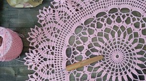 Розовая салфетка крючком. Вязание, мастер класс