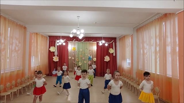 Танец "Паровоз "Букашка" смотреть онлайн