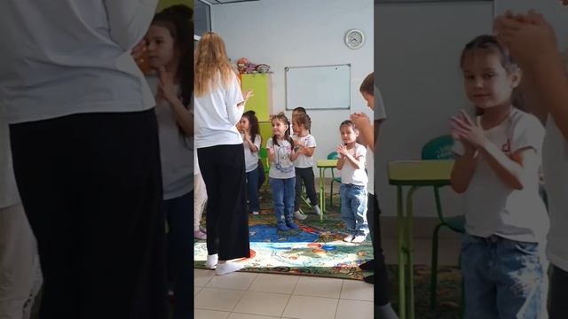 А Ваш ребенок хочет делать уроки? смотреть онлайн