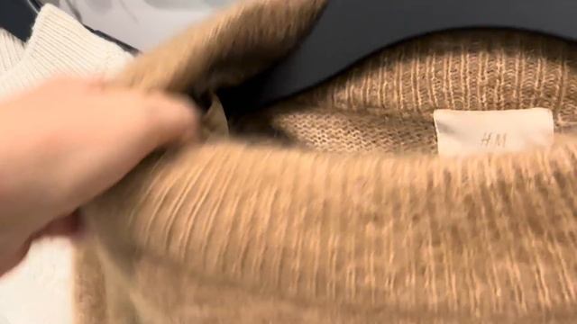 H&M КРАСНОЕ ПАЛЬТО САМЫЙ ТРЕНДОВЫЙ ЦВЕТ ОСЕНИ, СВИТЕРА И КУРТКИ МОХЕР И ЭКО КОЖА смотреть онлайн