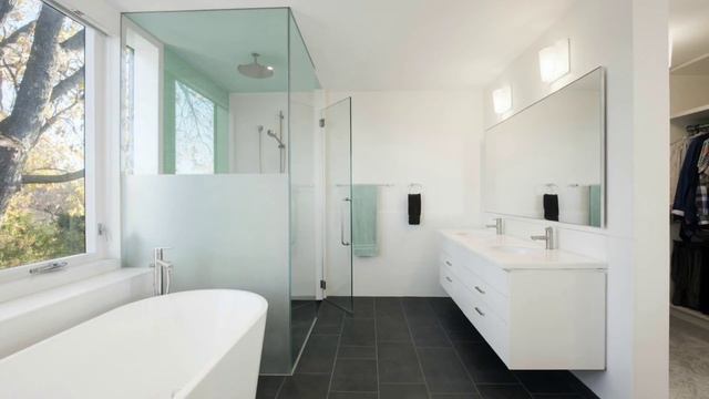 Harmony of Tradition and Modernity: Elegant Renovation of Hambly House, 1939 смотреть онлайн