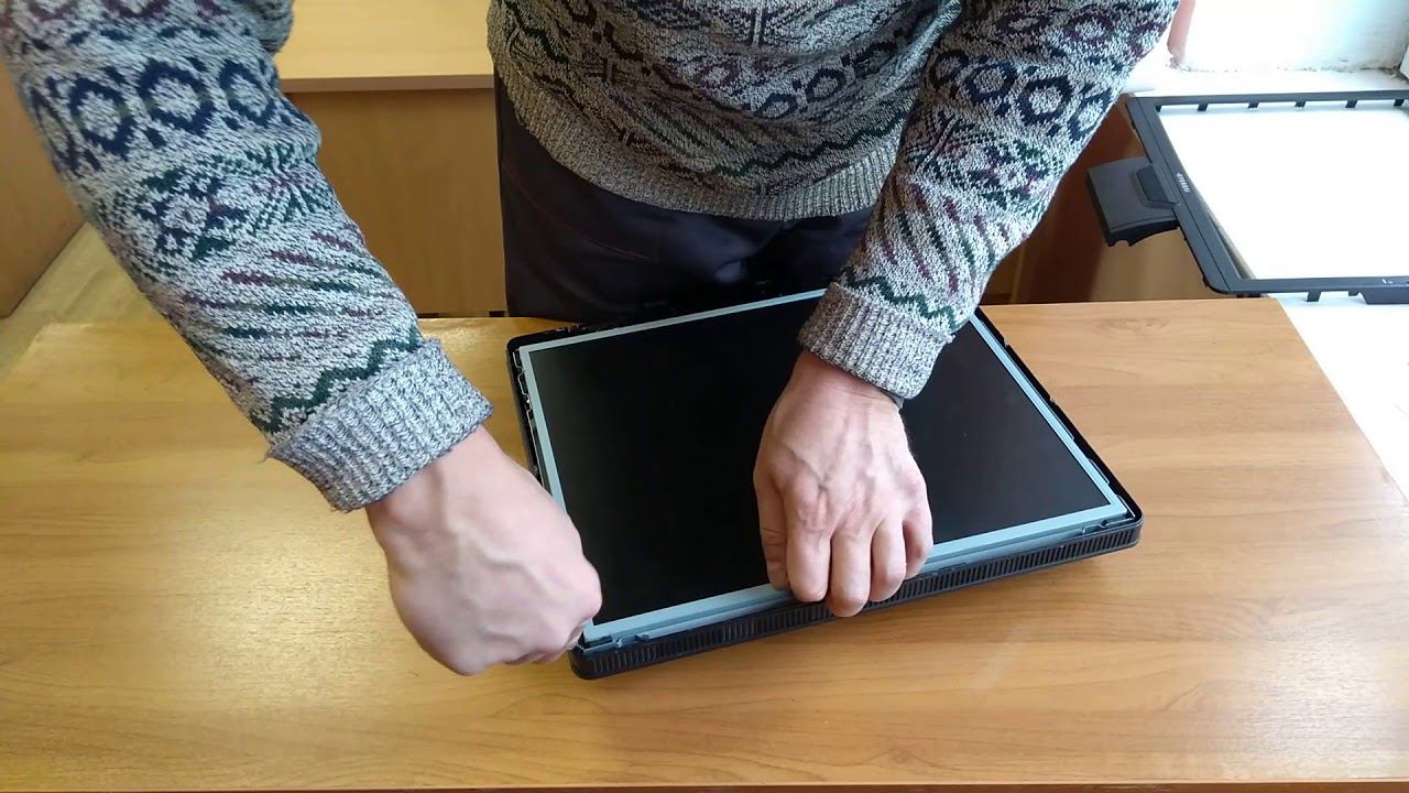 Разборка и ремонт монитора HYUNDAI Model X91D. Подробный обзор. смотреть онлайн