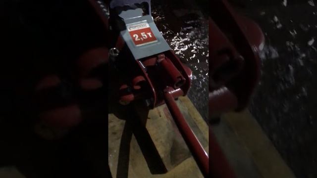 Домкрат Сорокин 2,5 тонны смотреть онлайн