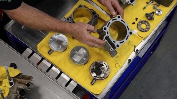 Honda CRF450 Engine Teardown | 2005 Honda CRF450 Engine Rebuild Project | Partzilla.com