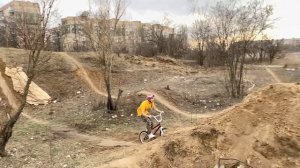 Дождались Дима ЯСТРУБ Опять ДЕЛАЕТ Трюки На БМХ...