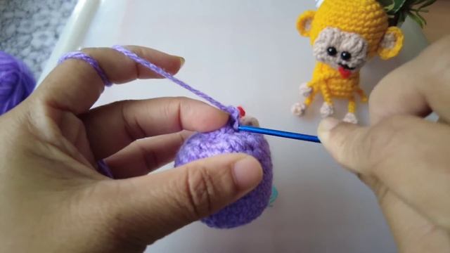 Amigurumi baby monkeys/amigurumi animals #amigurumianimals#crochetanimals смотреть онлайн