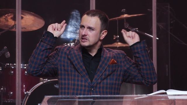 Даниил Шатров. «С каким отношением ты приходишь к Богу» смотреть онлайн