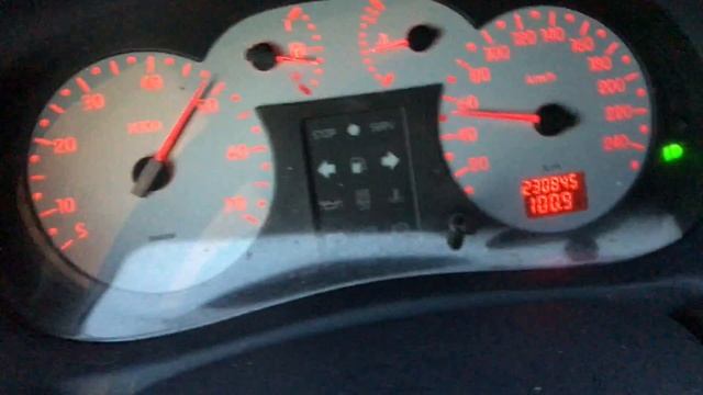 Renault Clio 1.4 16V 0-100 Acceleration