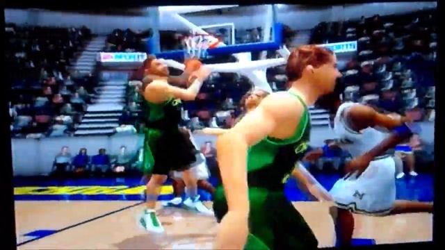 NCAA March Madness 2004 смотреть онлайн