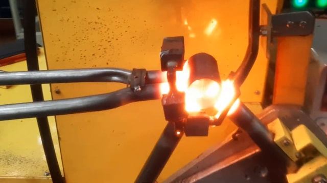 2.Спекание вело рамы. Установка индукционного нагрева автоматизированная УИН-А-30-8-50-1,2/П5-3. смотреть онлайн