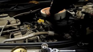 Renault Logan (1.6 8v) Техническое обслуживание (Замена масла,фильтры)