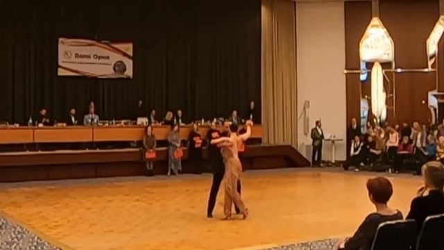 Jenya Suvorov & Helena Kletskin | Bonn Open 2019 | Pro -Am Single Dance Challenge Latin смотреть онлайн
