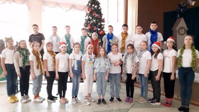 Музыкальное новогоднее поздравление от 4 "А" класса МБОУ СОШ №31 г. Пенза смотреть онлайн