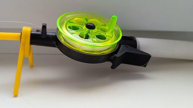 как собрать зимнюю удочку с поплавком. смотреть онлайн