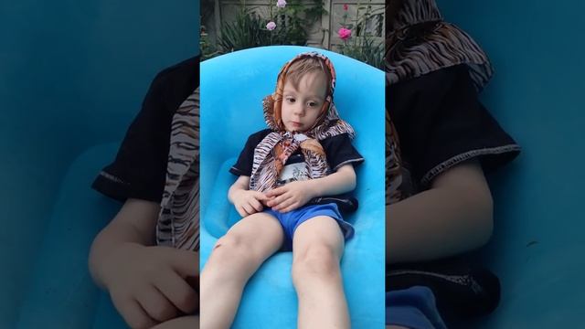 Машины сказки на ночь...Малыш рассказывает сказку про Курочку Рябу. смотреть онлайн