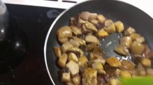 Как пожарить белые грибы с луком. Вкус не передать словами...