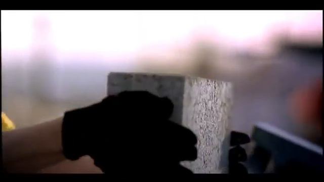 Строитель "Ролик к Евро 2012" смотреть онлайн