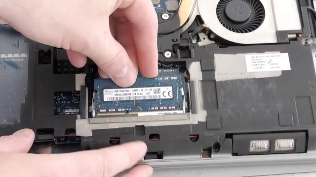 Dell Latitude E6530 E6540 Disassembly and Memory Upgrade - 713 смотреть онлайн