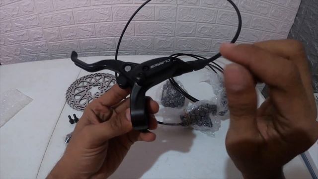 CLARKS CLOUT 1 HYDRAULIC DISC BRAKE REVIEW | Erick Donillo