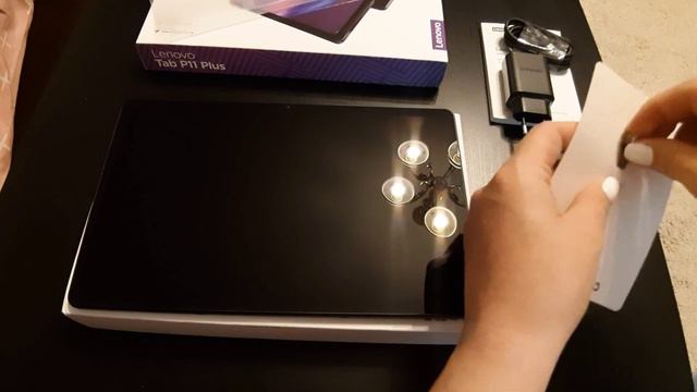 Lenovo Tab P11 Plus - Unboxing + First Install
