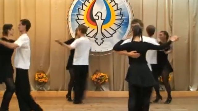 Немецкий танец Wienneweh. Deutsche Quelle смотреть онлайн