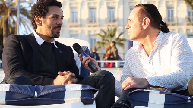 Interview De Tomer Sisley