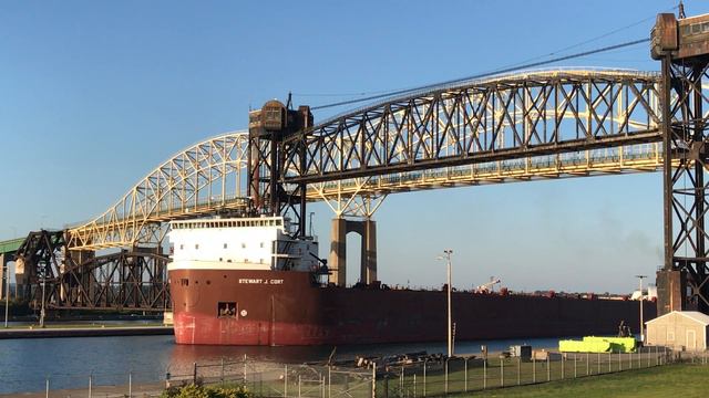 Great Lakes Freighter Stewart J Cort in the Soo Lock Canal смотреть онлайн