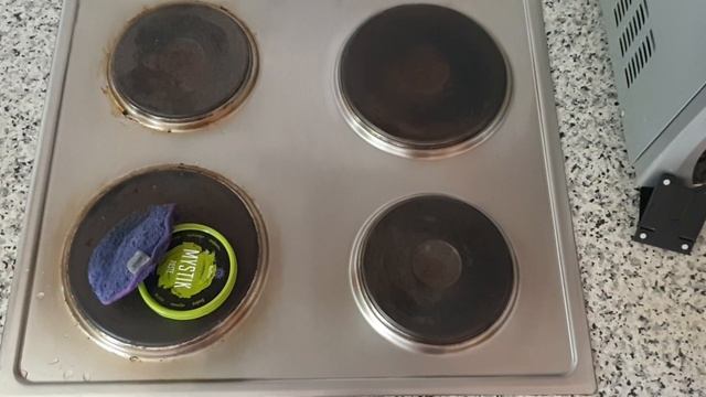 КАК ОТМЫТЬ ПЛИТУ ОТ ЖИРА смотреть онлайн