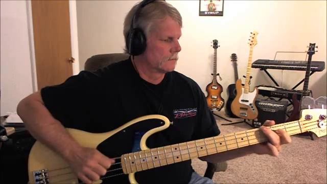 The Greg Kihn Band - The Breakup Song (They Don't Write 'em) - Bass Cover смотреть онлайн