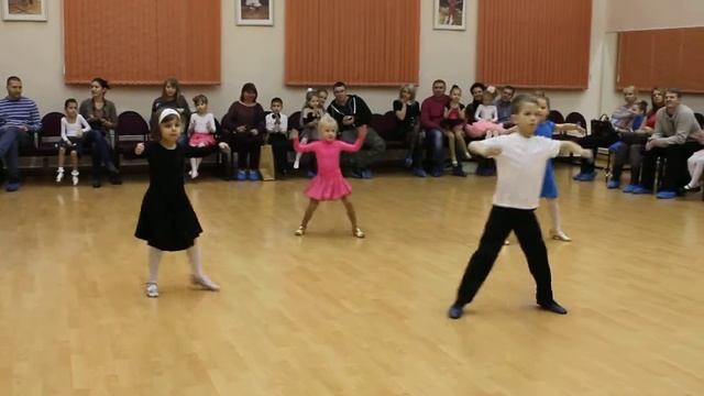 Открытый урок в ТСК "Кураж" 22.12.2014 Вальс заход 1 смотреть онлайн