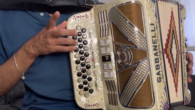 Escala de SIb en terceras, acordeón de Fa смотреть онлайн