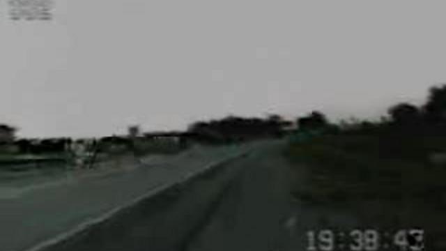 Самолет"Т-6"сел на шоссе смотреть онлайн