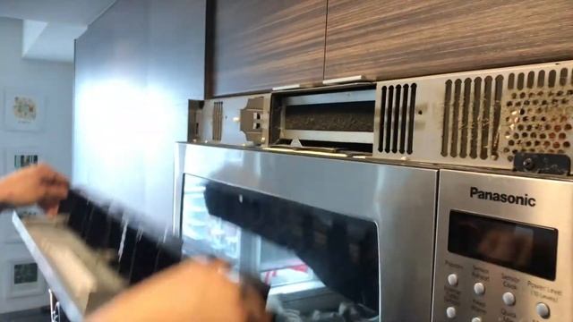 Over the range Panasonic microwave oven is not turning on? - Watch this to figure out what happened смотреть онлайн