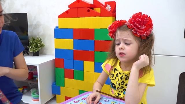 Ева и комната для обучения смотреть онлайн