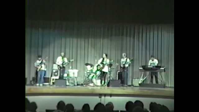 Love is Like a Choo Choo - Gunshy at Carry Nation 1984 смотреть онлайн