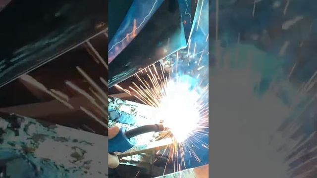 Ideal for carbon steel and stainless steel inverter IGBT 500amp MIG Welding Machine. смотреть онлайн