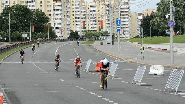 Минский Триатлон 2022 - велосипедный этап смотреть онлайн