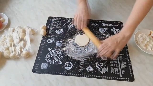 ХИНКАЛИ. Это самые вкусные хинкали, которые я где либо пробовал....