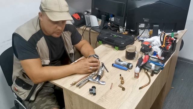 Обзор и сравнение вальцовок для монтажа кондиционера - как правильно работать / Влог - 10 смотреть онлайн