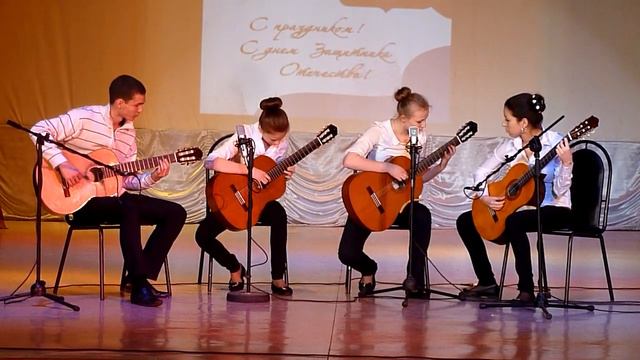 Офигенно сыграли на гитарах))) смотреть онлайн