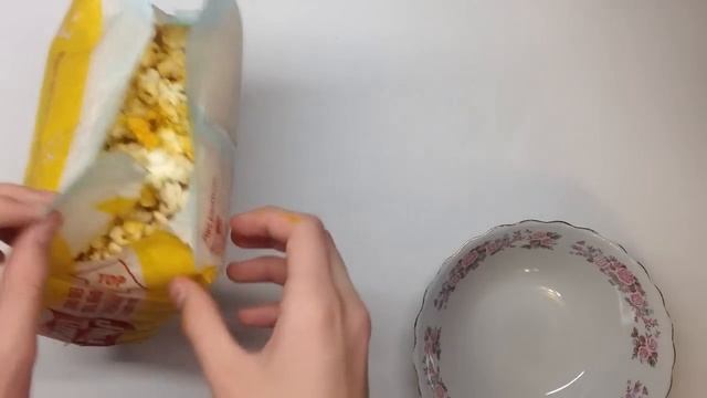 Jolly Time The Big Cheez [Обзор еды #33] смотреть онлайн