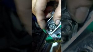 Как заменить личинку замка багажника, ВАЗ Lada