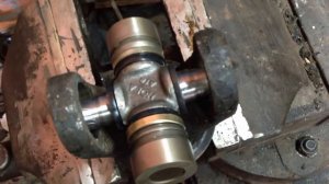 Замена крестовины на ЛУАЗ 969 .