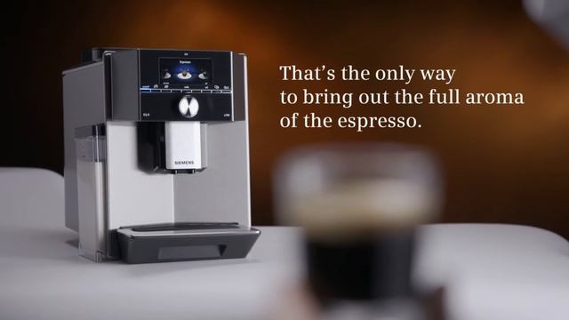 Siemens EQ.9 fully automated coffee machine with sensoFlow System смотреть онлайн