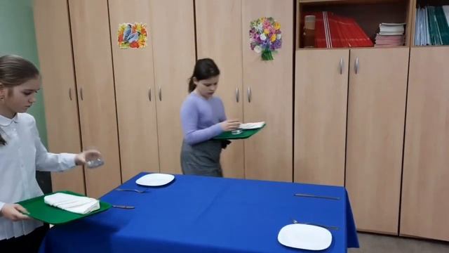Мастерята. 3Б класс. Сервировка гостевого стола смотреть онлайн