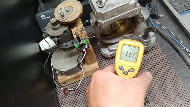 Mercedes E500 W124 Throttle Actuator First Look