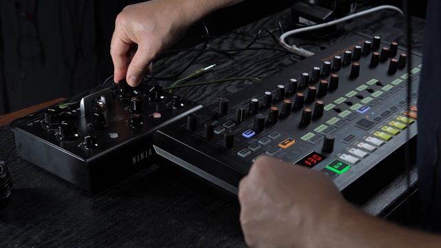 BEHRINGER RD-8 + ZEN DELAY + TIME FACTOR | riemannkollektion.com смотреть онлайн