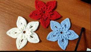 ЦВЕТОК крючком. Цветочек крючком для начинающих.